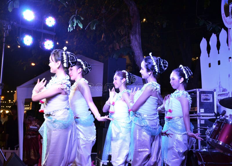 BANGKOK DEC 16Traditional Thai Dance at Phra Athit Walking St