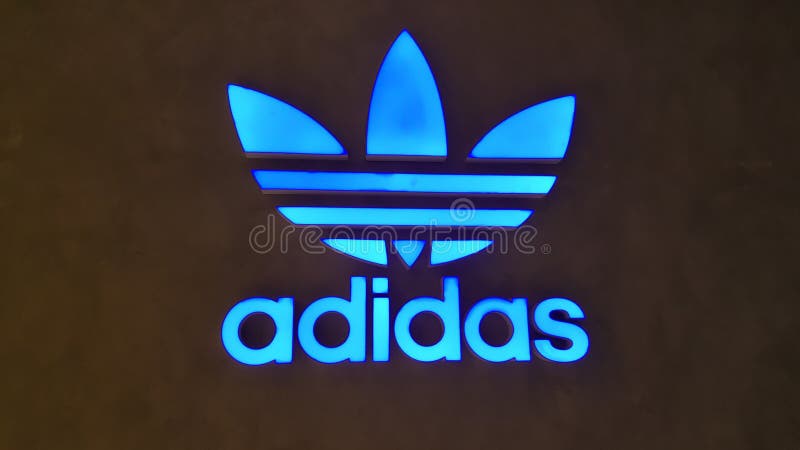 logo adidas 2019