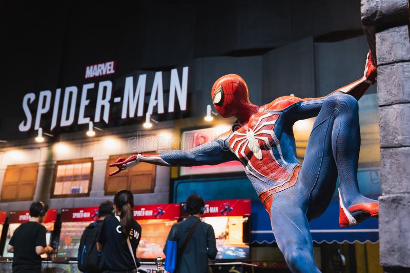 Bangkok, Thailand - 18 Augustus, 2018: Nieuwe het spelgebeurtenis van Spider-Man PS4 in PlayStation-Ervaringsoverzees Zuidoost-Az royalty-vrije stock afbeeldingen Bangkok, Thailand - 18 Augustus, 2018: Nieuwe het spelgebeurtenis van Spider-Man PS4 in PlayStation-Ervaringsoverzees Zuidoost-Az royalty-vrije stock afbeeldingen