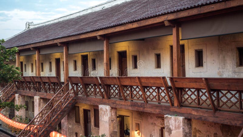 BANGKOK, THAILAND - 30. DEZEMBER 2017: Neue traditionelle chinesische Art des Marksteins und des Altbaus in Bangkok, Architektur lizenzfreie stockbilder BANGKOK, THAILAND - 30. DEZEMBER 2017: Neue traditionelle chinesische Art des Marksteins und des Altbaus in Bangkok, Architektur lizenzfreie stockbilder