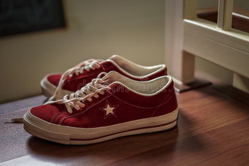 converse one star timeline