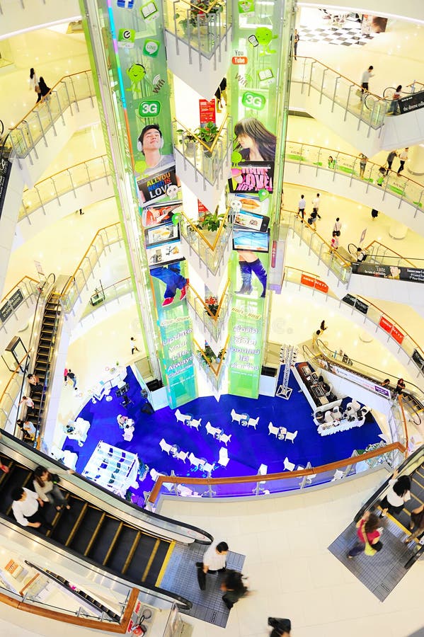 Indoor landscape, shopping escalator and glass roof of modern shopping mall  in Vientiane City, Zhengzhou, Henan Province Stock Photo - Alamy