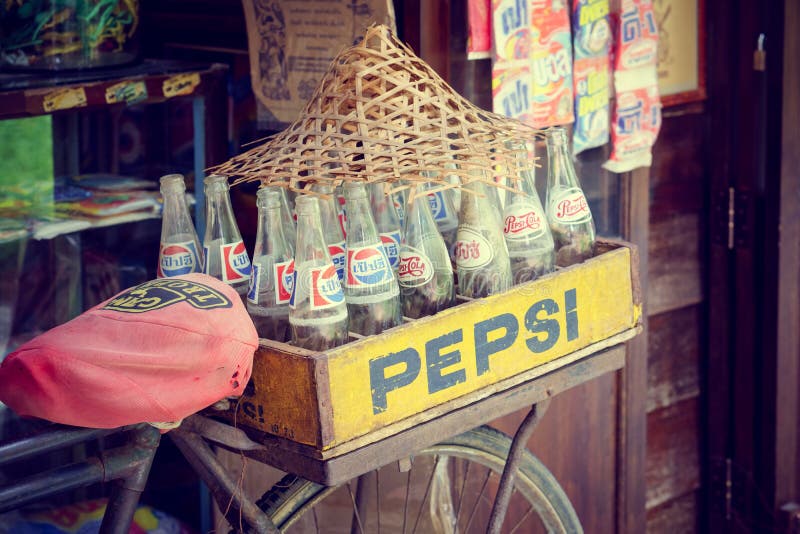 Bangkok, Thaïlande - 7 mai 2017 : Rétro style de vintage de Pepsi BO photo libre de droits Bangkok, Thaïlande - 7 mai 2017 : Rétro style de vintage de Pepsi BO photo libre de droits
