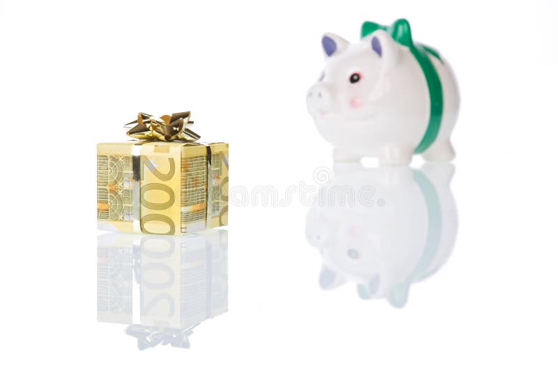 bank 200 pudła daru pieniądze świnka euro zdjęcie royalty free bank 200 pudła daru pieniądze świnka euro zdjęcie royalty free