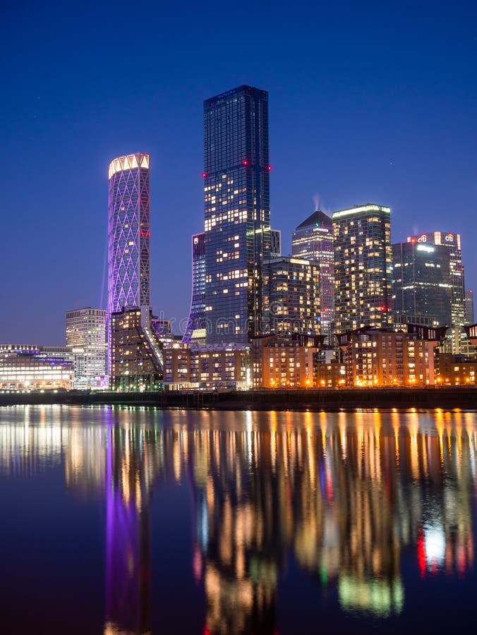 Buildings at Canary Wharf stock image. Image of british - 4056763