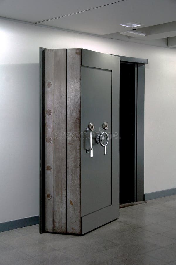 Bank Vault Door. Safe In Stainless Steel. Stock Photos Image 29009183
