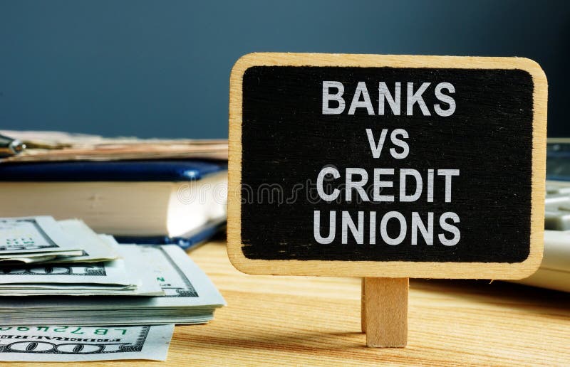 Banken versus Kredietunie concept Geld en grootboek