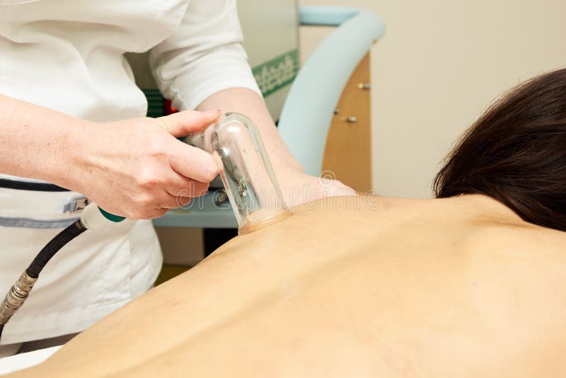 Banques arrières de massage Gens en bonne santé Marche à suivre médicale photographie stock libre de droits Banques arrières de massage Gens en bonne santé Marche à suivre médicale photographie stock libre de droits
