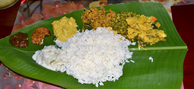 Banquete de la hoja del plátano de Kerala