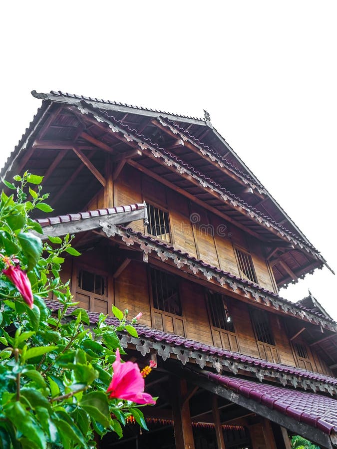View Rumah Adat Istana Buton Images