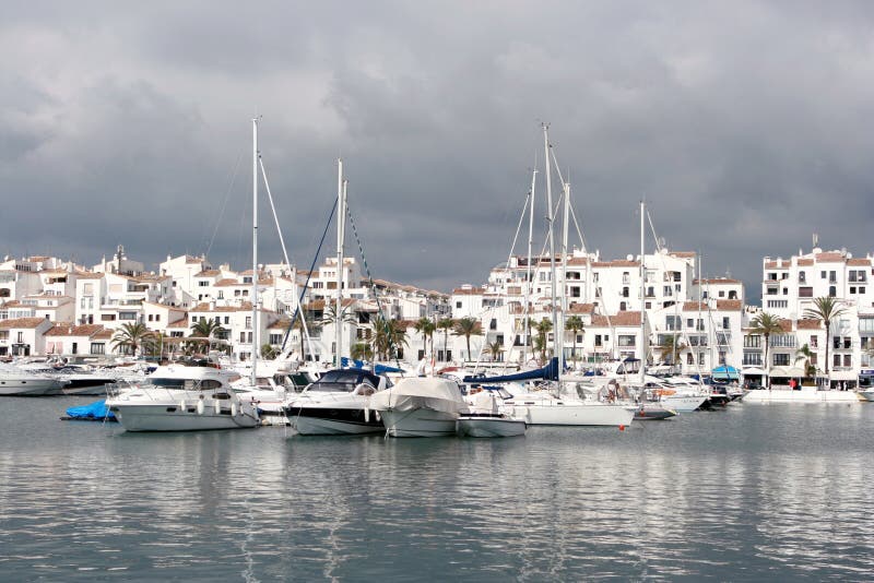 Banus Porto images libres de droits
