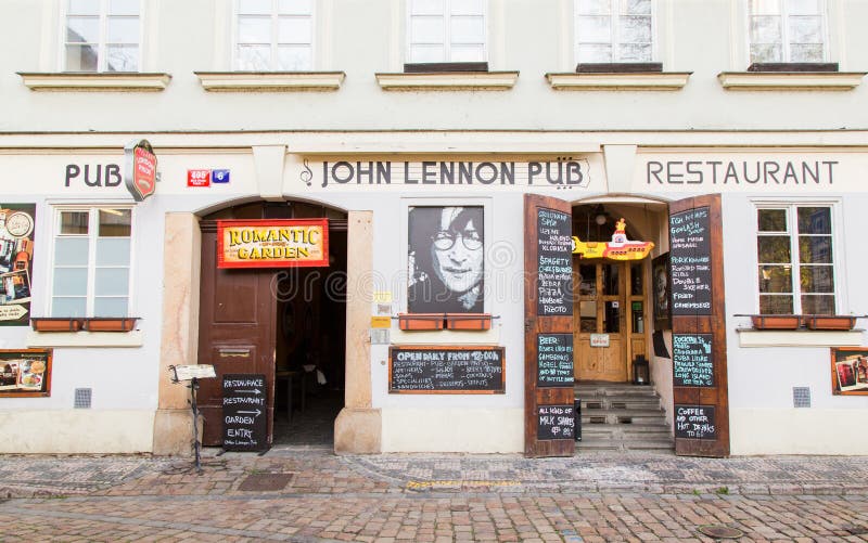 Bar De John Lennon Em Praga Fotografia Editorial Imagem de centro