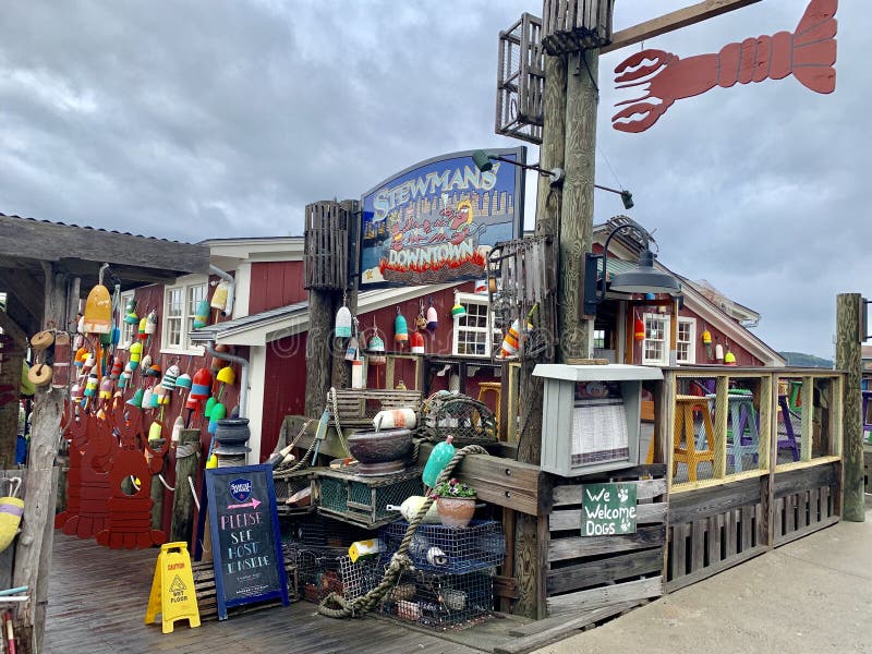 Lobster Shack on a Pier stock image. Image of brightly 62239971
