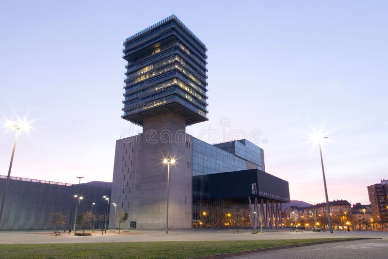 BARAKALDO, ΒΑΣΚΙΚΗ ΧΩΡΑ, ΙΣΠΑΝΙΑ, ΤΗΝ 1Η ΜΑΡΤΊΟΥ 2016: Η έκθεση του Μπιλμπάο στοκ φωτογραφία BARAKALDO, ΒΑΣΚΙΚΗ ΧΩΡΑ, ΙΣΠΑΝΙΑ, ΤΗΝ 1Η ΜΑΡΤΊΟΥ 2016: Η έκθεση του Μπιλμπάο στοκ φωτογραφία