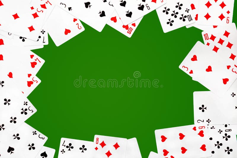 Um Baralho De Cartas De Jogo No Fundo Azul Clássico. Foto Royalty Free,  Gravuras, Imagens e Banco de fotografias. Image 182717157