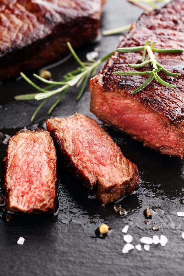 Barbecue Rib Eye Steak of achterdeellapje vlees - Droog Oud Wagyu-Entrecôte stock foto's Barbecue Rib Eye Steak of achterdeellapje vlees - Droog Oud Wagyu-Entrecôte stock foto's