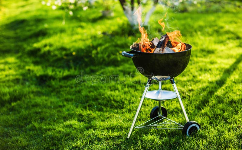 Barbecuegrill met brand