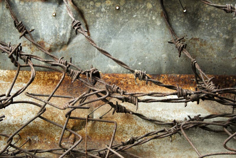 barbed metalu ściany rusty przewód obraz stock barbed metalu ściany rusty przewód obraz stock