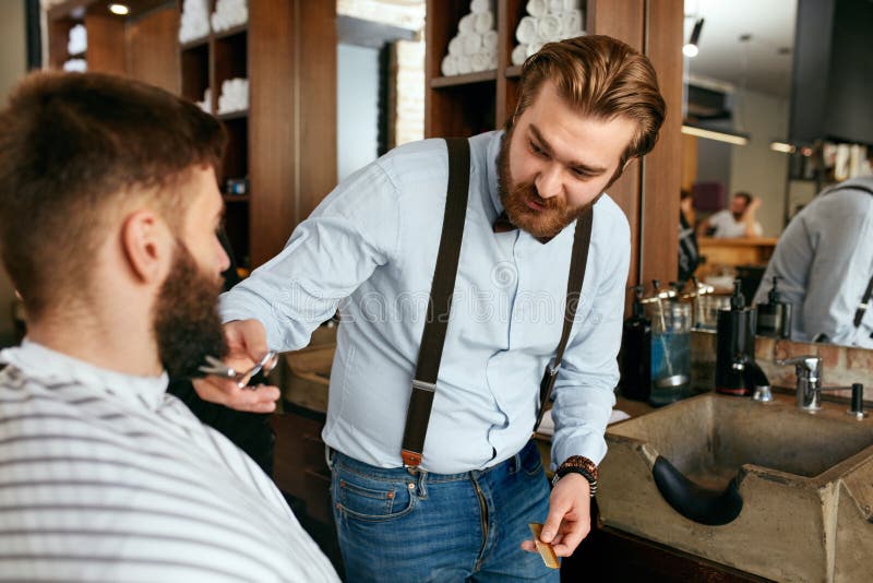 Barber Cutting Man Beard in Barber Shop. Beard Hair Cut Stock Image - Image  of barber, client: 121115875
