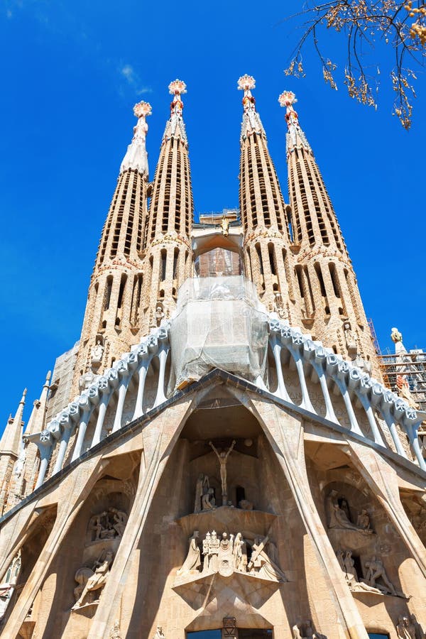 Barcelona, Spain - April 18, 2016: Main Facade Cathedral of La Sagrada ...