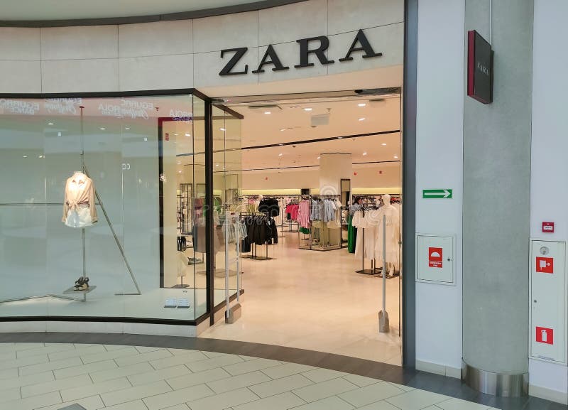Zara  Shopping in Barcelona, Barcelona