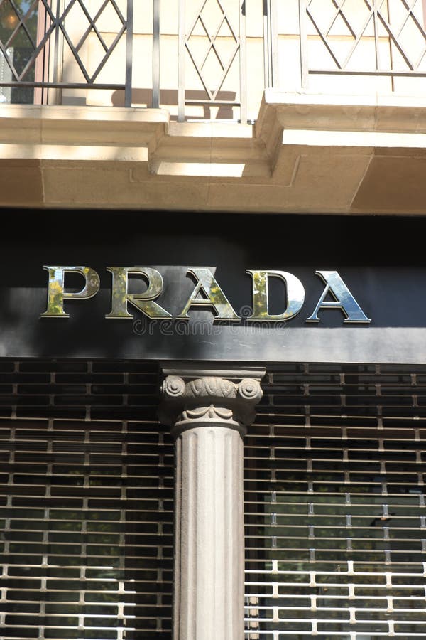 Barcelona, Spain - September 29th, 2019: Prada Store Editorial Photo -  Image of architecture, landmark: 169806446