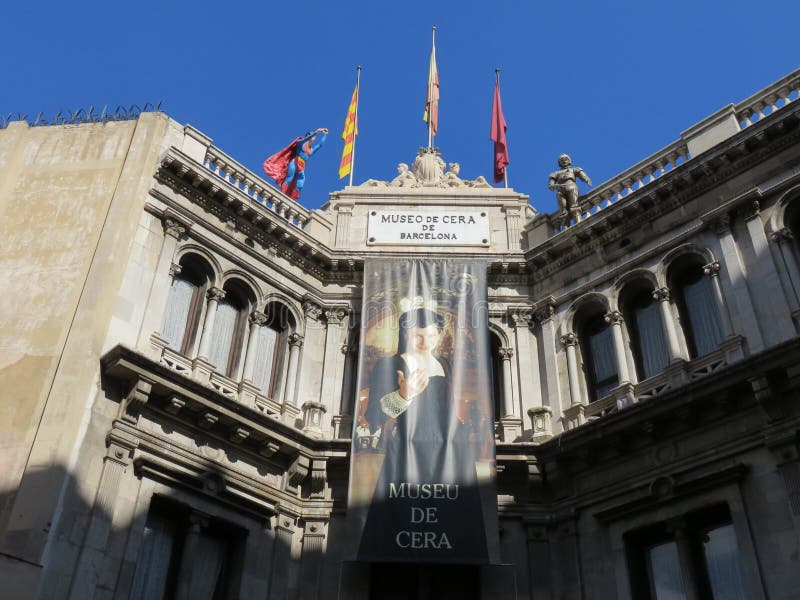 Barcelona/Spanje: 7 oktober 2016 : Foto genomen bij de ingang van Museo de cera de Barcelona stock foto Barcelona/Spanje: 7 oktober 2016 : Foto genomen bij de ingang van Museo de cera de Barcelona stock foto