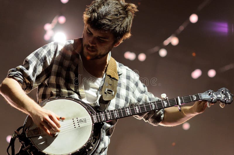 Winston Marshall, joueur de banjo de Mumford et fils photo stock Winston Marshall, joueur de banjo de Mumford et fils photo stock