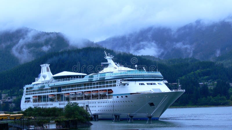 Barco de cruceros en Alaska