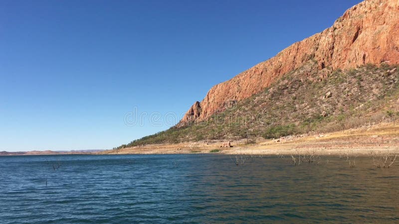 Barco lago à vela argyle orla represa do rio kimberley oeste austrália