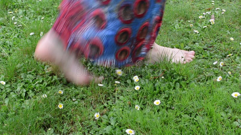 Barefoot woman daisy
