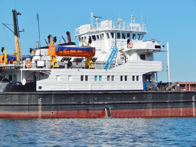 Barge Floating on the River Stock Photo - Image of view, freight: 124974870