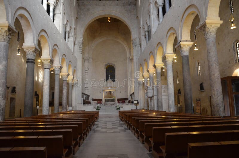 Bari, Italy 10. 01. 2015: The Basilica of Saint Nicholas,in Bari. Bazylika? wi? tobliwy Nicholas w Bari,