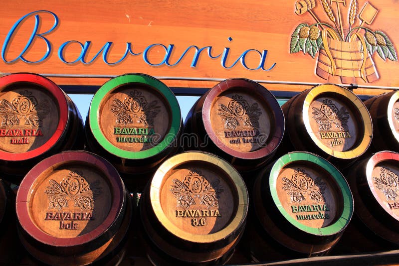 Barilotti di birra di legno della Baviera immagini stock Barilotti di birra di legno della Baviera immagini stock