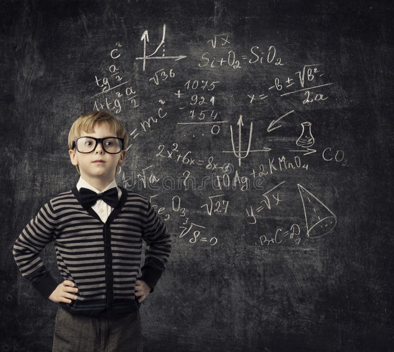 Barn som lär matematik, barn utbildning, ungestudent Math fotografering för bildbyråer