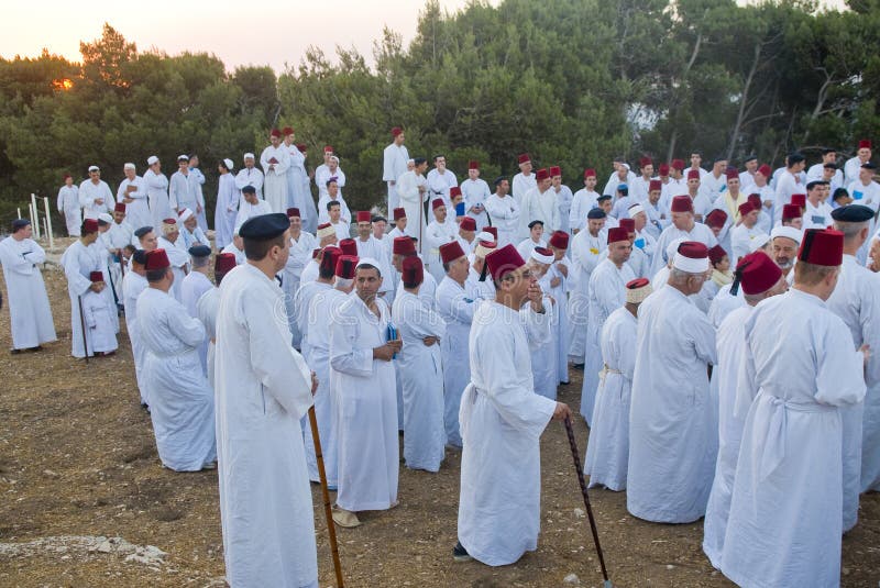 Barnsamariten Shavuot ber fotografering för bildbyråer Barnsamariten Shavuot ber fotografering för bildbyråer