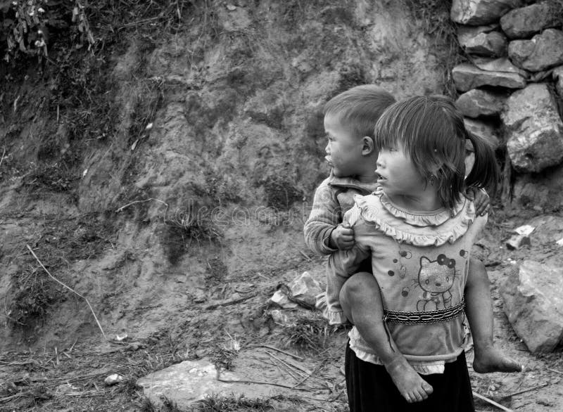 barnsapavietnam zao royaltyfri fotografi barnsapavietnam zao royaltyfri fotografi