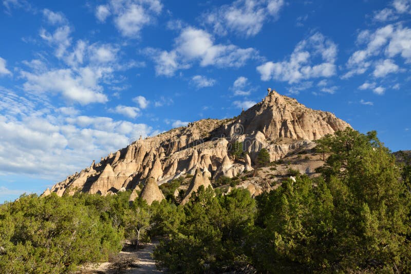 A barraca de Kasha-Katuwe balanç o monumento nacional imagem de stock