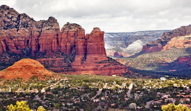 Roca De La Mujer De Kachina, Sedona, AZ Foto de archivo