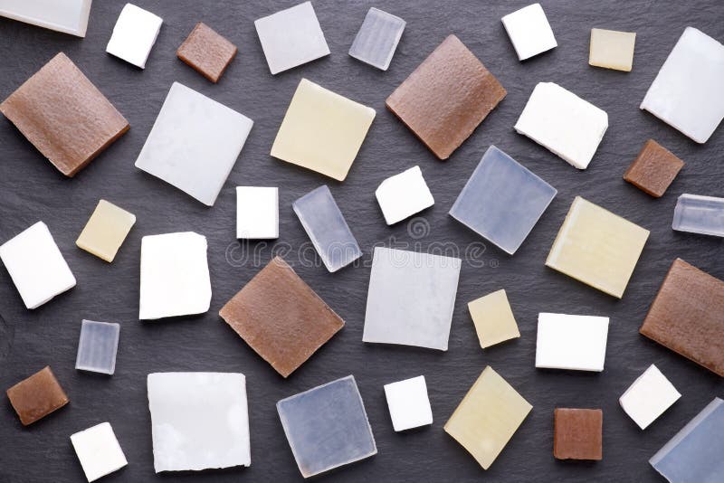 Barre di cinque diversi tipi di basi di sapone glicerina immagini stock libere da diritti