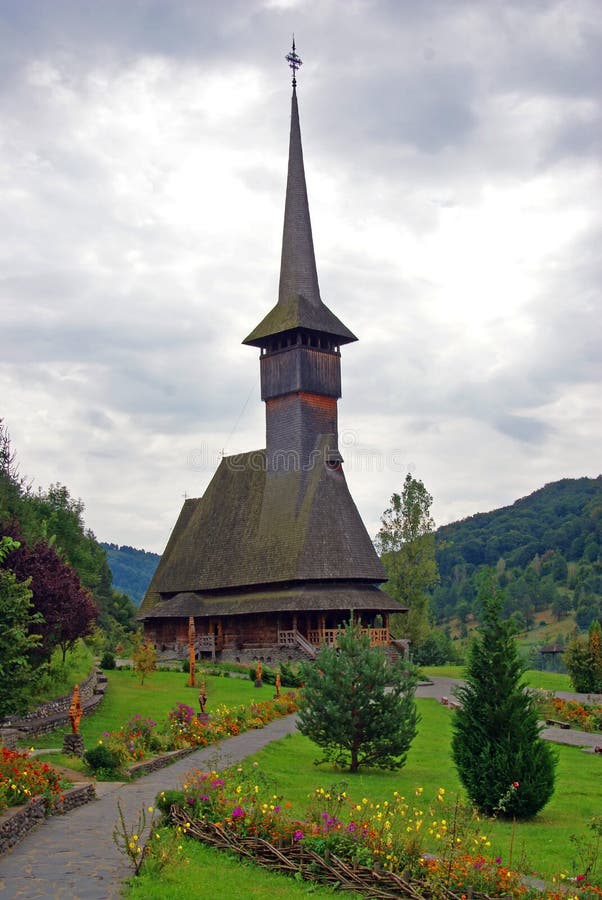 Barsana monastery: wooden church
