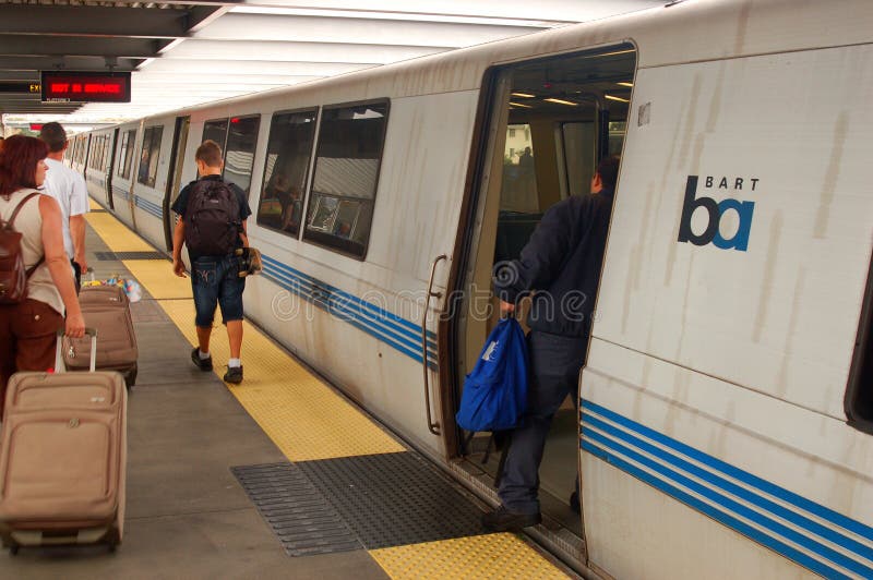 BART Train em San Francisco imagem de stock royalty free BART Train em San Francisco imagem de stock royalty free
