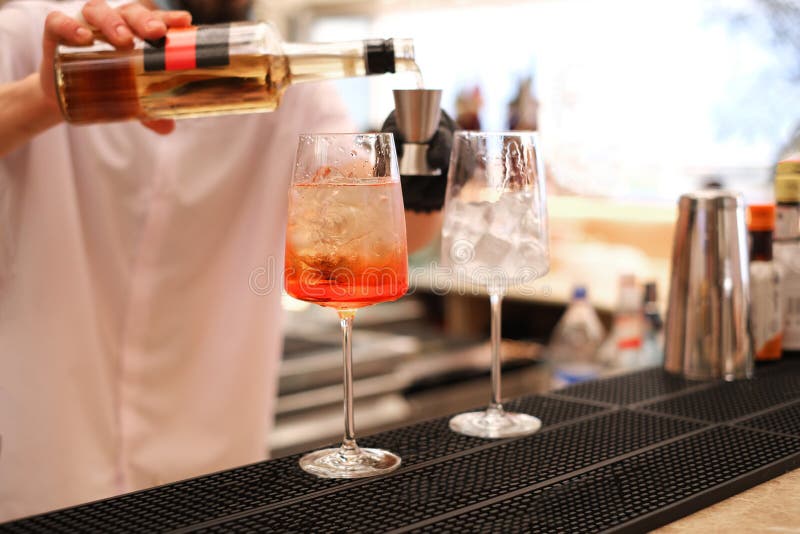 Hook up free drinks bartender jobs