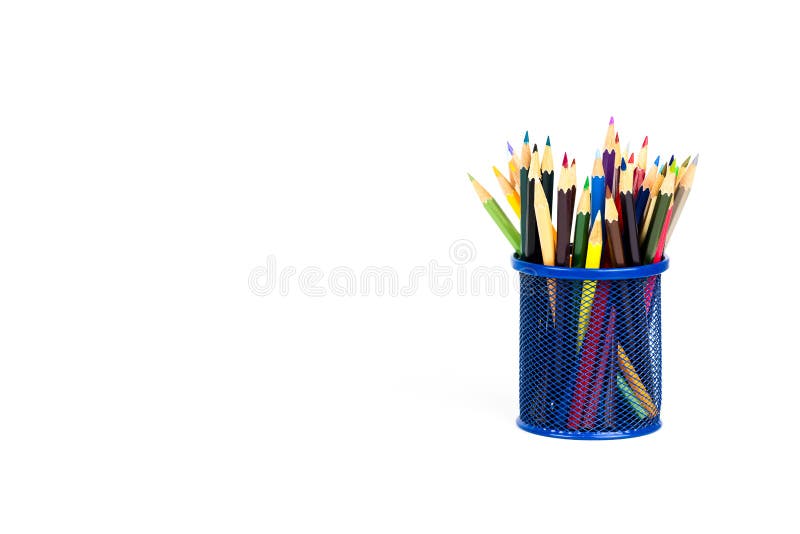 Barwi ołówki w ołówkowym pudełku na białym tle fotografia royalty free Barwi ołówki w ołówkowym pudełku na białym tle fotografia royalty free