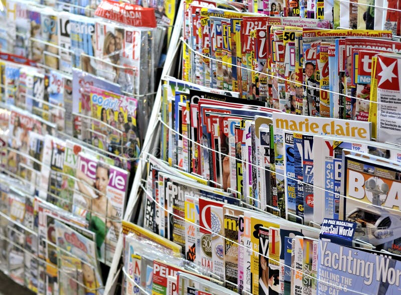 Basamento di giornale Basamento di giornale