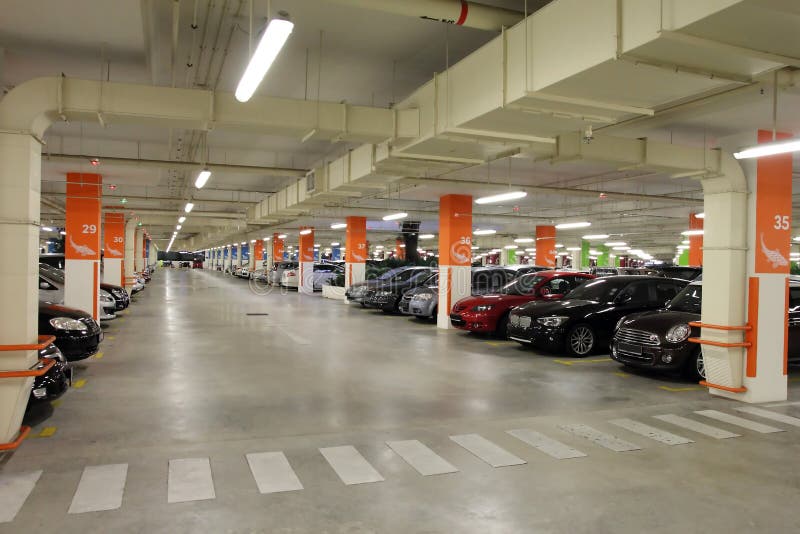 170,258 Car Parking Stock Photos - Free & Royalty-Free Stock Photos from  Dreamstime