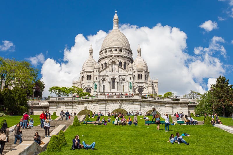Basilica di Sacre Coeur a Parigi, Francia immagini stock libere da diritti Basilica di Sacre Coeur a Parigi, Francia immagini stock libere da diritti