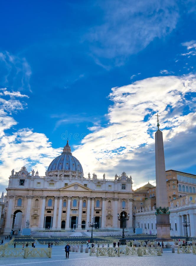 Basilica di San Pietro e Piazza San Pietro, Città del Vaticano fotografie stock libere da diritti Basilica di San Pietro e Piazza San Pietro, Città del Vaticano fotografie stock libere da diritti