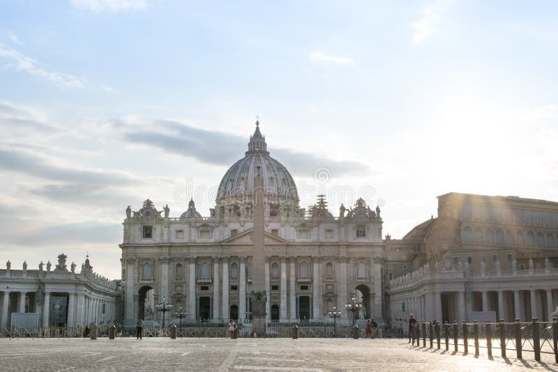 Basilica di San Pietro, Vaticano, Roma fotografia stock libera da diritti Basilica di San Pietro, Vaticano, Roma fotografia stock libera da diritti