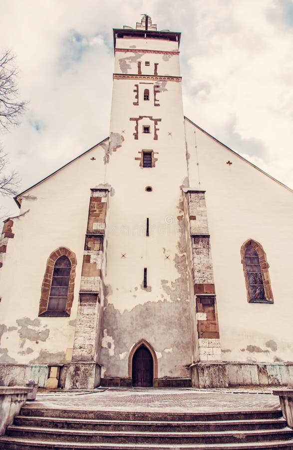Bazilika sv. Kříže v Kežmarku, červený filtr